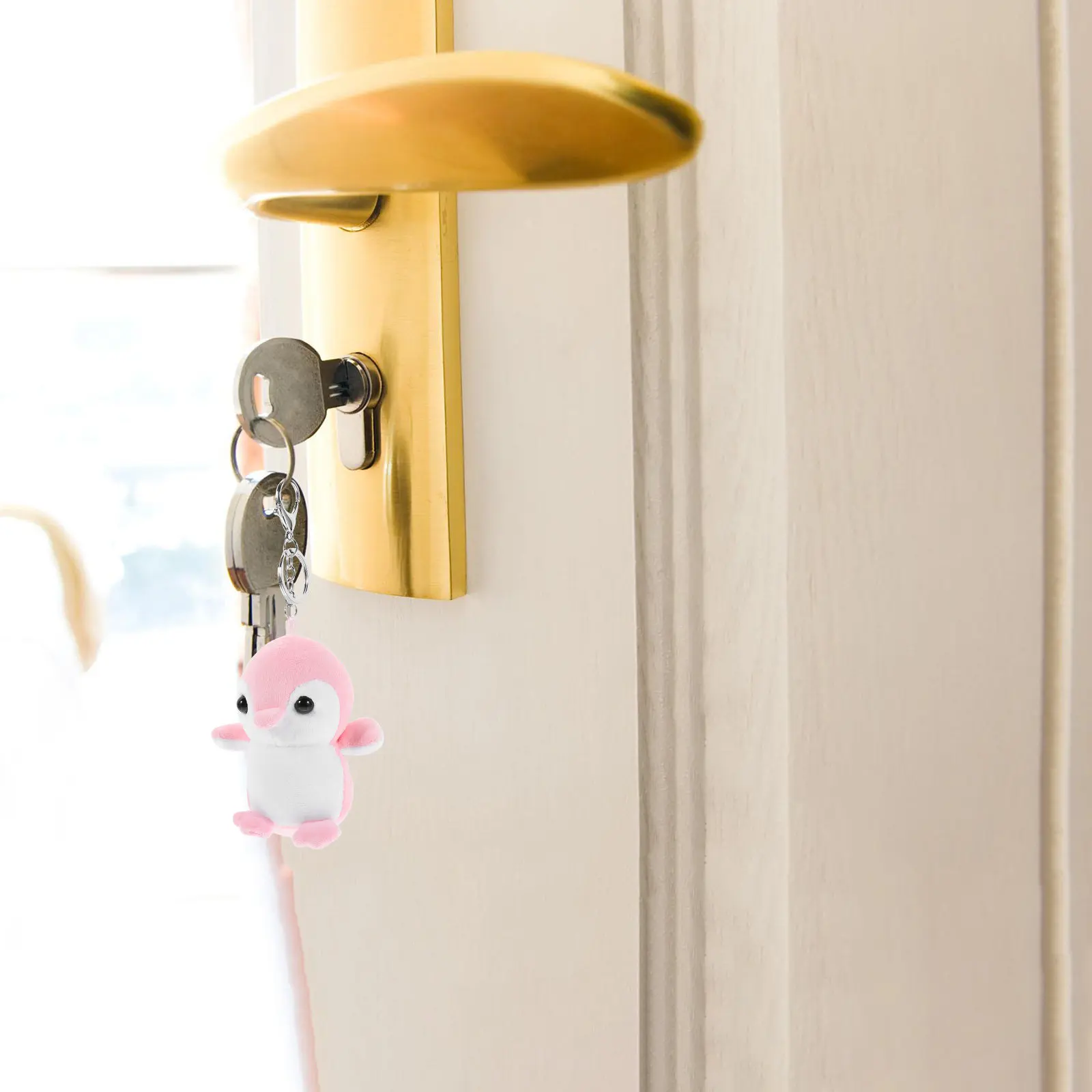 

Cute Penguin Keychain Mini Soft Penguin Pendant Keychain Small Decorative Keyring for Bag Car Backpack Purse Charm
