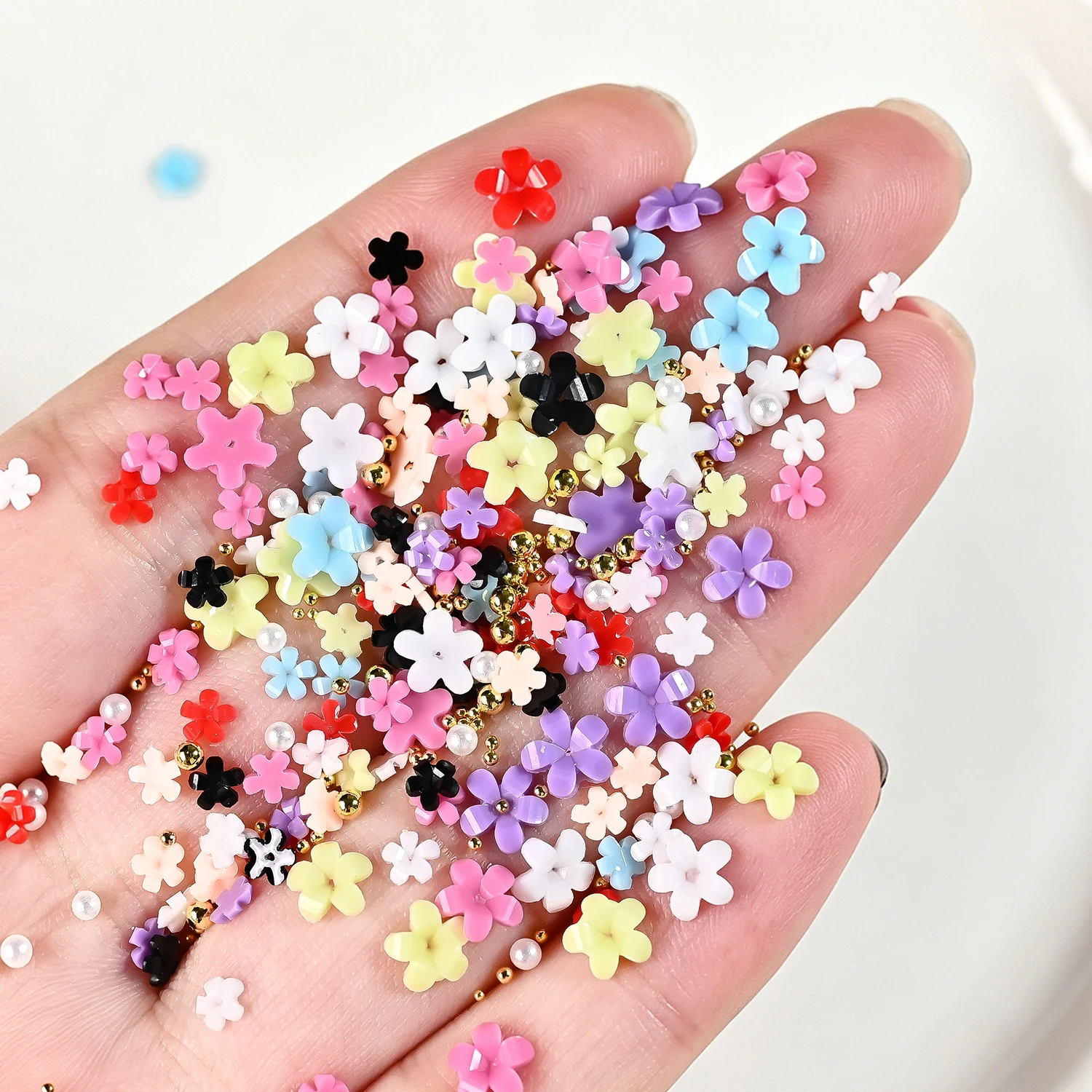 200Pcs/Bag 3D Pink White Acrylic Flower Nail Charms with Gold Caviar Beads Nails  Art Decorations Five-Petals Manicure Accessory - view 2