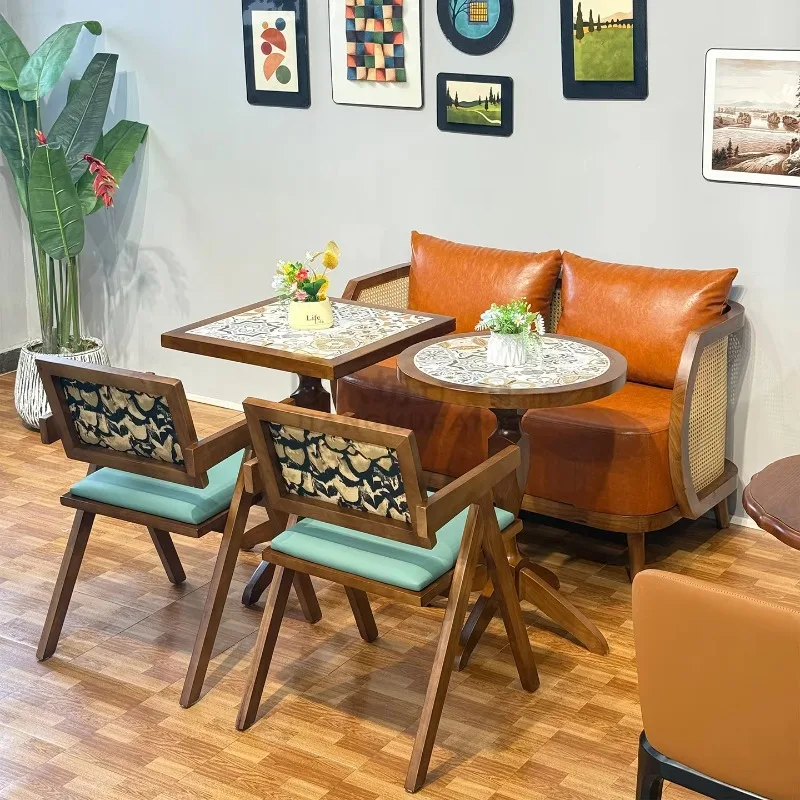 American-style Solid Wood Restaurant Table Chair Set Square Shape Commercial Use for Cafs Dessert Shops & Western Restaurants