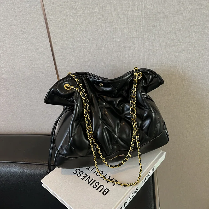 

2025 New Genuine Leather Chain Strap Tote Bag for Women, Spacious Shoulder Purse with Adjustable Strap, Fashionable & Roomy​