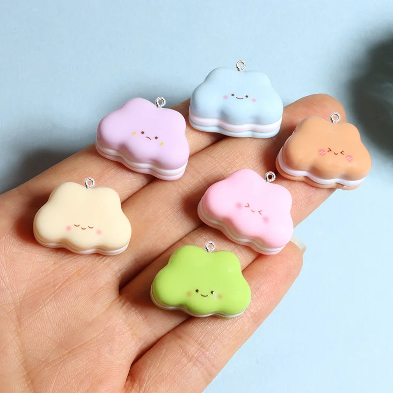 10 Stück bunte Wolke Harz Charms Schlüssel bund Armband Handwerk liefert Dekoration Kawaii Ohrring Halskette Haken Materialien Anhänger