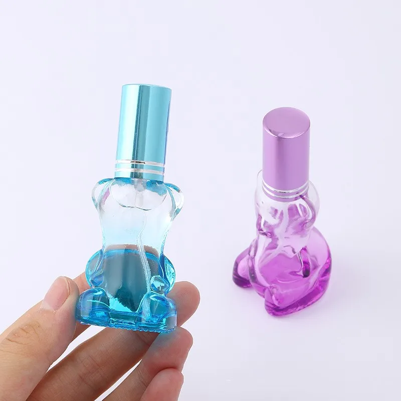 1 Pc 15ml Bear Shape Color Perfume Bottle Liquid Container Sub-Bottling Perfume Atomizer Portable Refillable Spray Empty Bottle