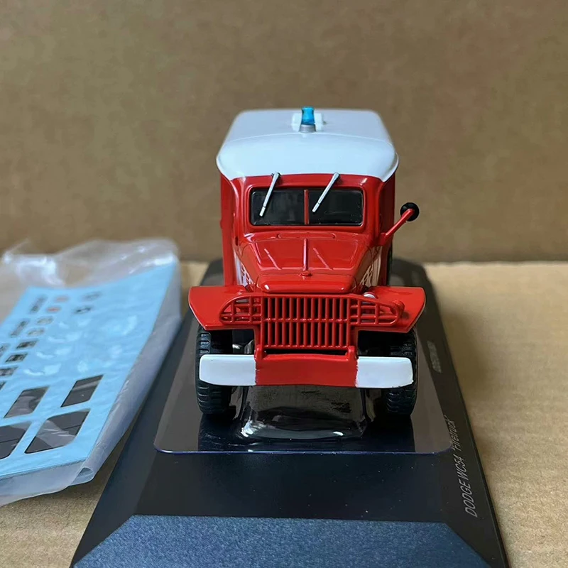 Diecast 1:43 Scale WC54 FIRE TRUCK Simulation Alloy Car Model Toys Vehicle Collectible Souvenir