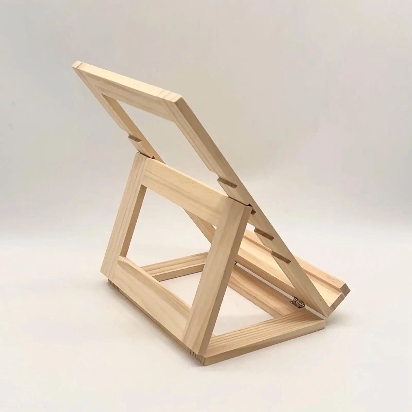 حامل حامل خشبي على سطح الطاولة مقاس 11.6 × 8.3 بوصة، احترافي قوي لعرض الفنون والصور المحمولة مع دعم الظهر