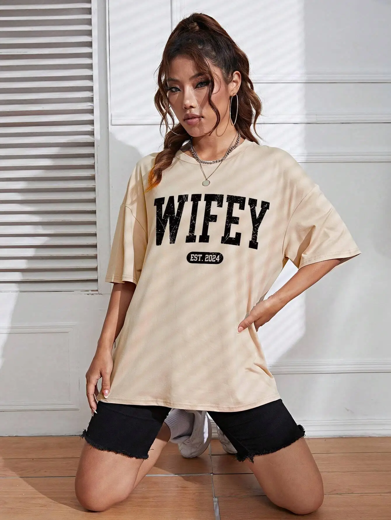 Wifey Est 2024 Funny Letter Graphic Female Tshirts Breathable Soft T-Shirt Oversized Fashion Short Sleeve Cotton Street T-Shirts