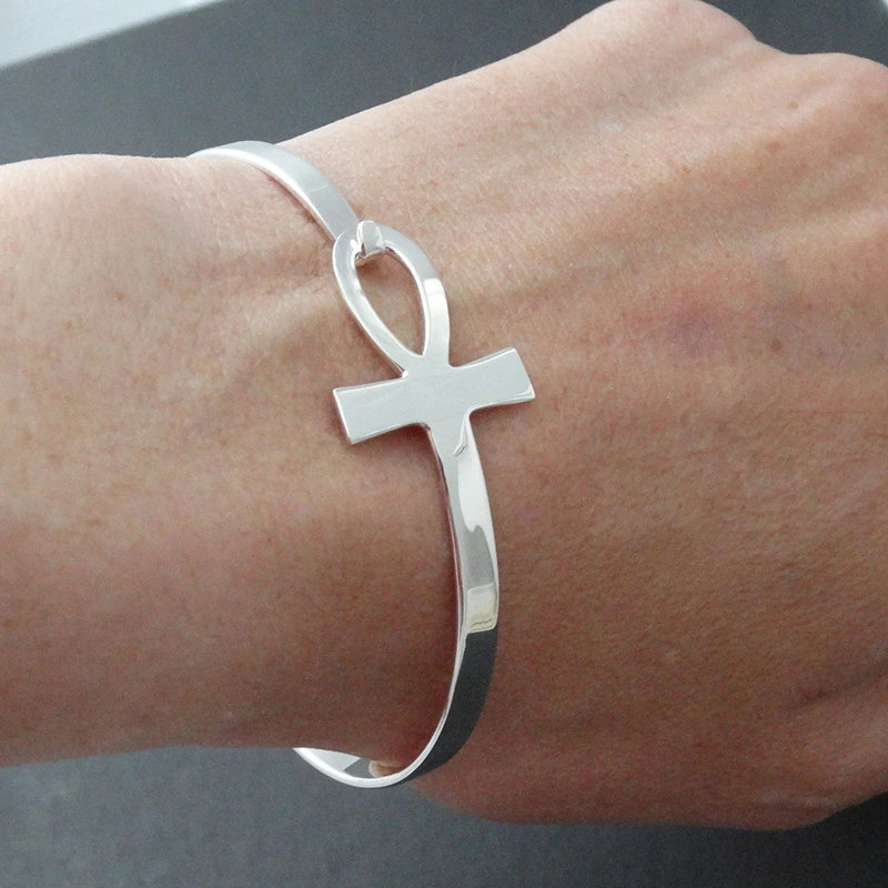 Vnox Ankh Cross Bracelet for Women Stainless Steel Key of Life Bangle Bracelet Female Egypt Religious Jewelry 2.3\