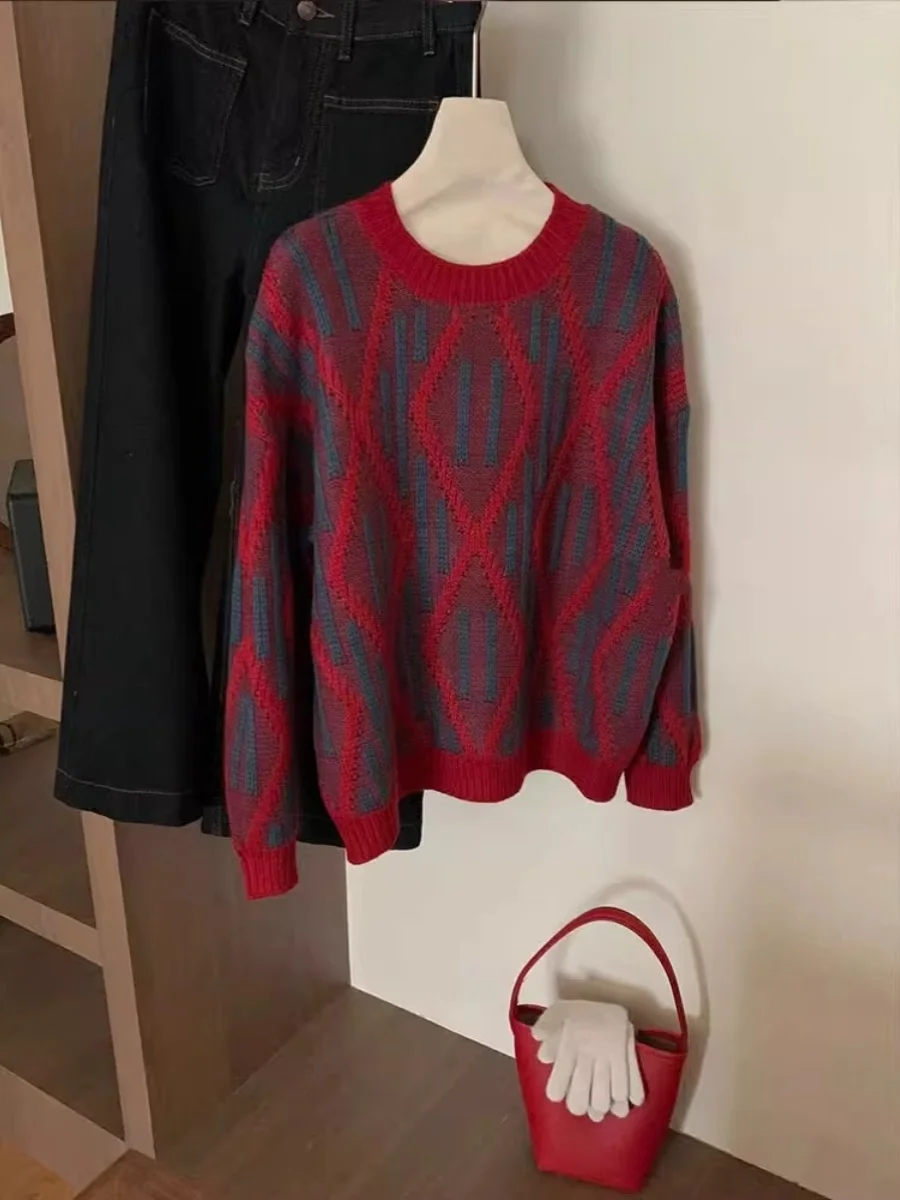 

Christmas Red Wave Color Block Bear Fur Soft Cozy Knitted Sweater Women's Lazy Knitwear Top Trendy Commute Style Long Sleeve