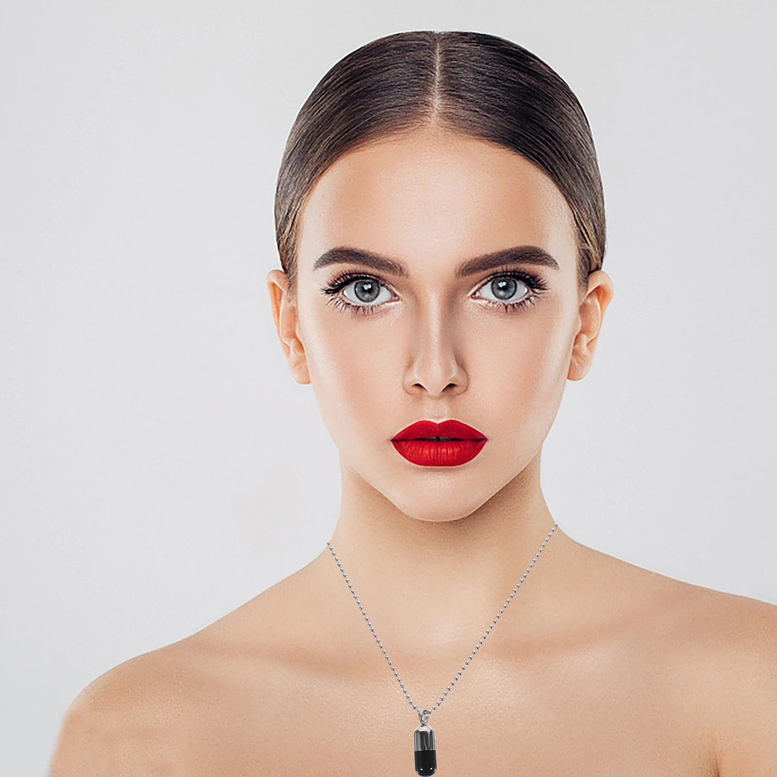 

Titanium Steel Capsules Pendant Necklace Pill Case Openable Pendant Unisex Necklace Jewelry Gift for Family Friends