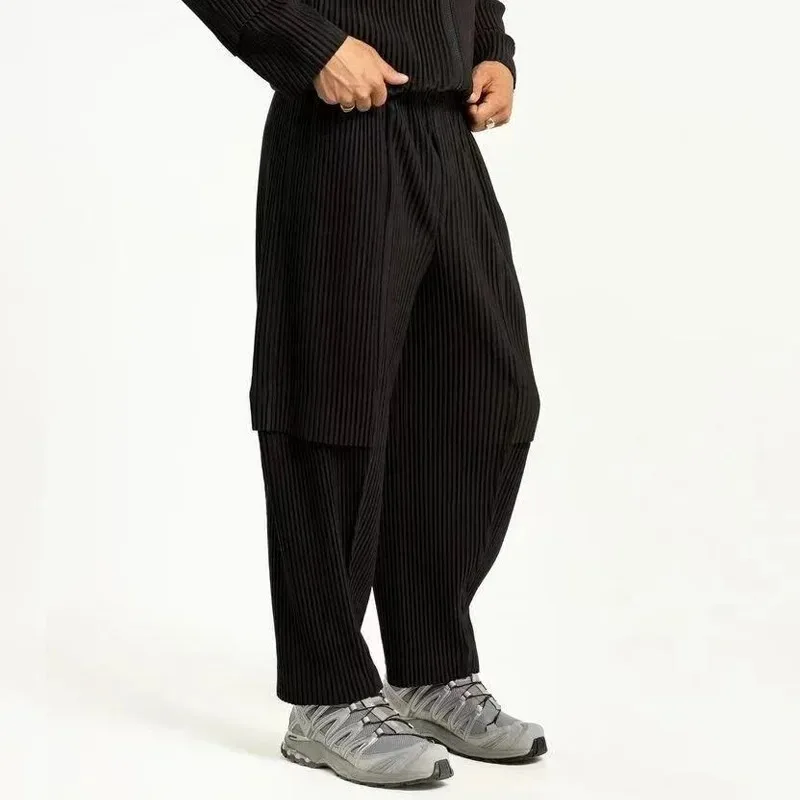 Celana Kasual Pria Pakaian Kerja Komuter Kerja Gaya Desainer Berlipat Miyake dengan Saku Celana Sembilan Fashion Melar Sederhana