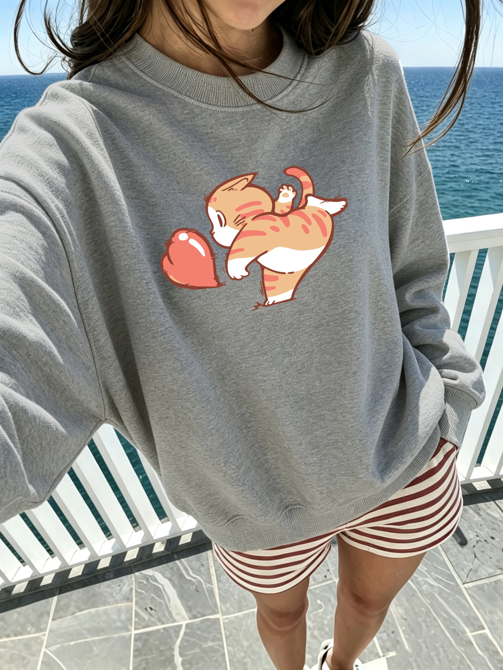 Cartoon Cat Throws Red Love Pattern Printing Pullovers Woman'S Loose Warm Top Hip Hop Street Clothing Basics Soft Sweatshirts