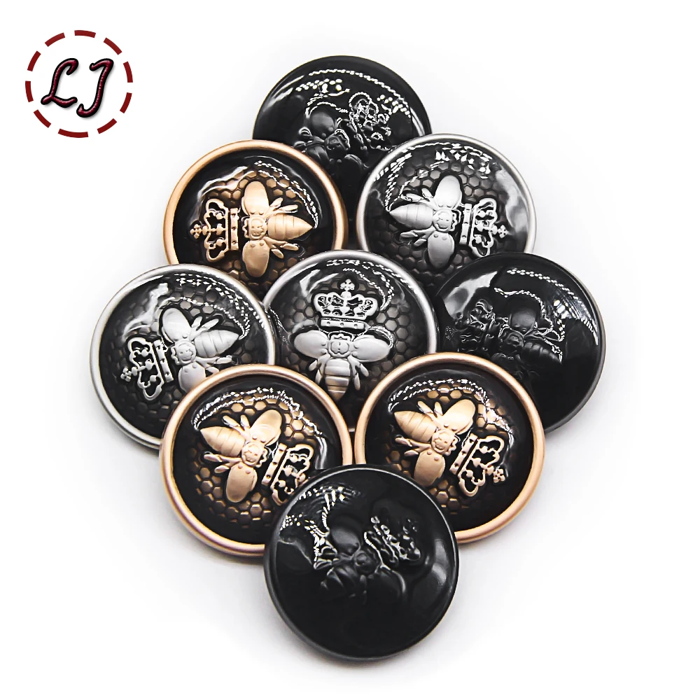 Fashion metal buttons 10pcs/lot British style bee shape sewing buttons for women shirt suit overcoat garment accessories DIY