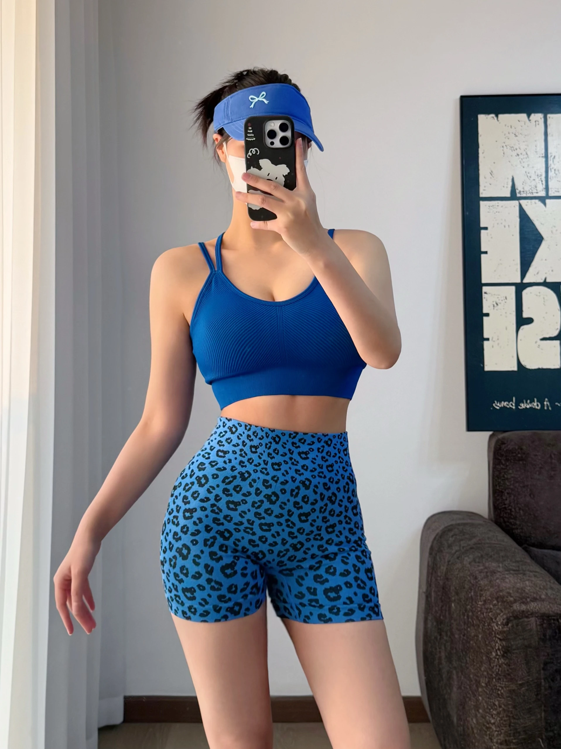 Nahtloses, dehnbares, rückenfreies Sport-BH-Tanktop mit Spaghettiträgern für Damen – mit BH-Polstern für Yoga und Fitness – Detail 7