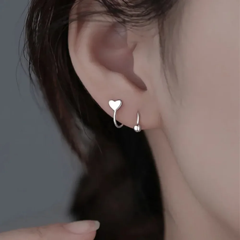 2 Pcs/1 pairs Stainless Steel Star Ear Bone Earrings Rotating Line Wave Women Mini Studs Earrings Unusual Piercing Screw Ball