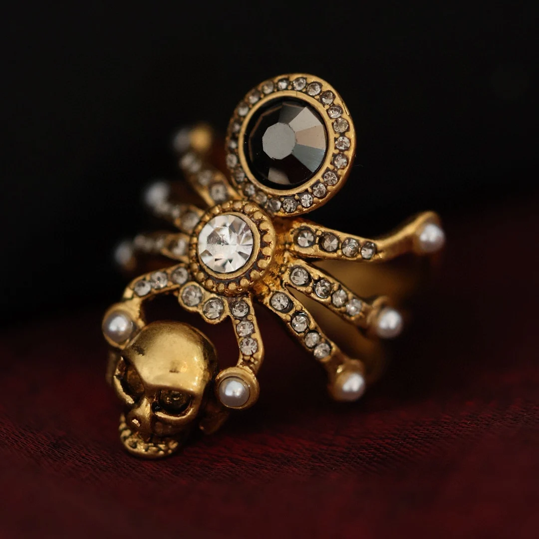 

European and American fashion personality exquisite trend spider ring