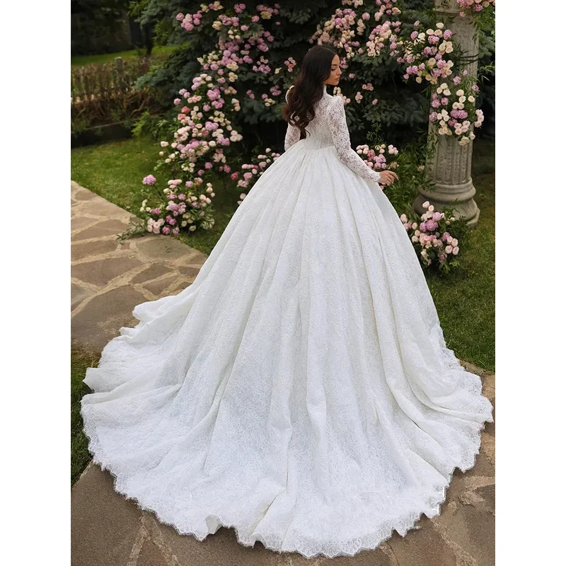 Maßgeschneiderte wunderschöne Ballkleid-Hochzeitskleider, Brautkleid, Stehkragen, volle Ärmel, Spitzenapplikation, saudi-arabische Brautkleider