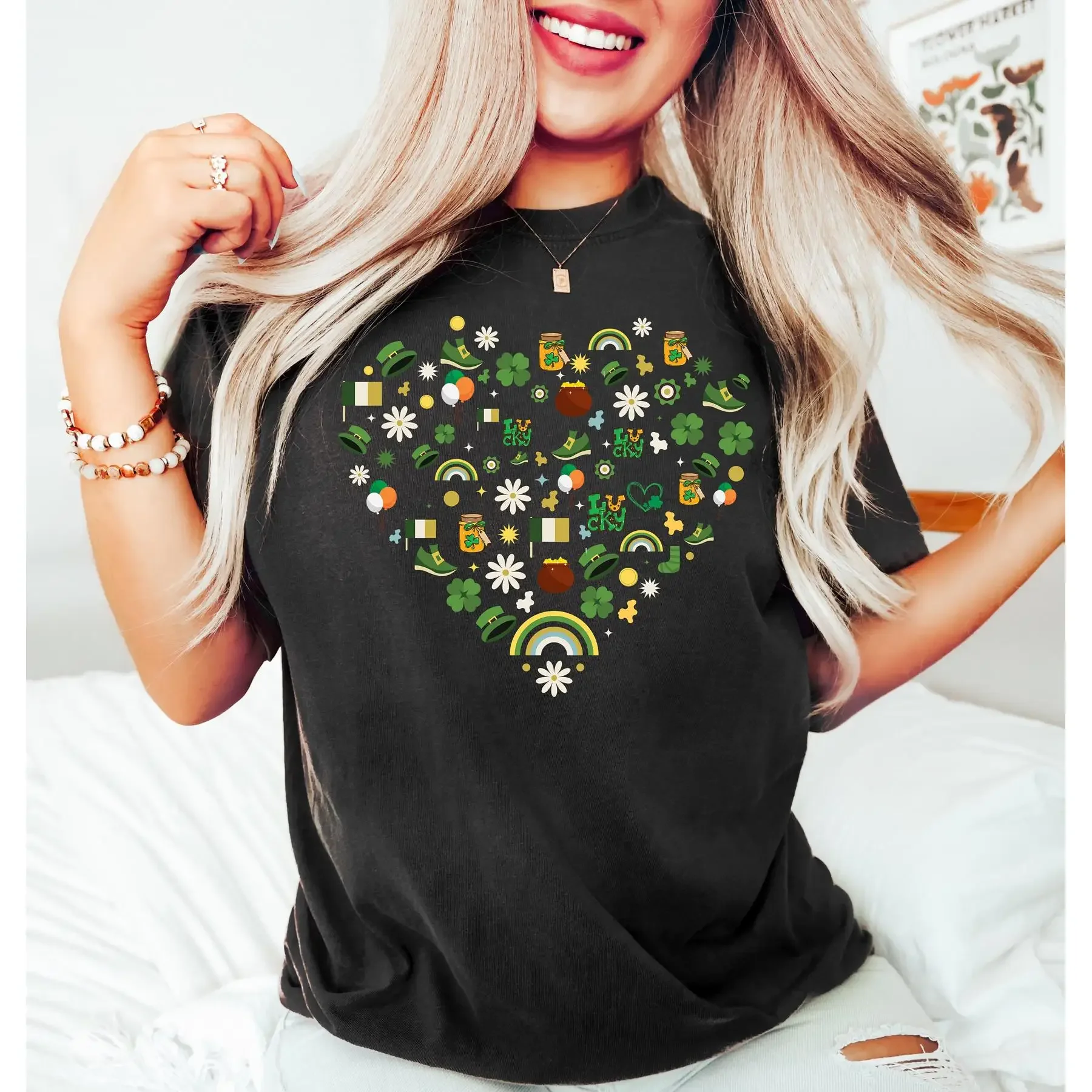 

Cute St Patricks Day Heart T Shirt Couple Love Women
