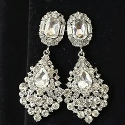 Luxury Jewelry Accessories Wholesale Elegant Long Champagne Crystal Rhinestone Chandelier Drop Statement Earrings for Women