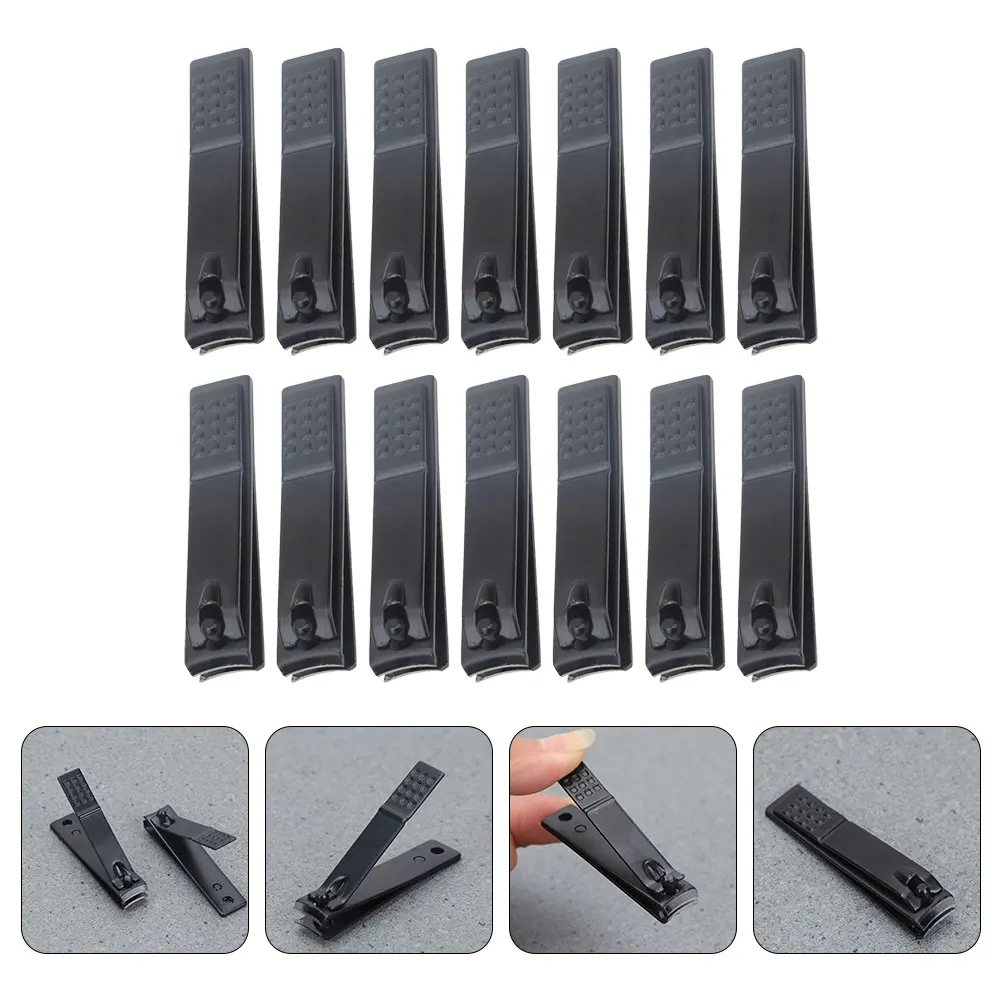 طقم قصافة أظافر من الفولاذ المقاوم للصدأ مكون من 15 قطعة بتصميم مريح ومقبض طويل للعناية اليومية الموثوقة بالأظافر والقدمين