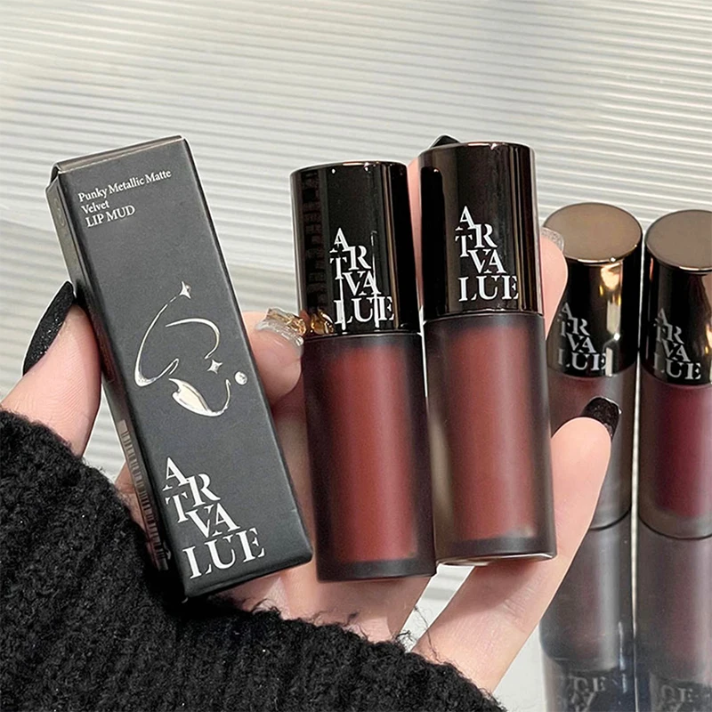 Punk metal matte velvet lip Mud Soft mist white lip glaze Pseudo plain Everything with Girlie Grey powder