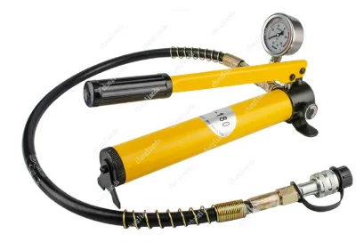 Manual Hydraulic CP-700 Small Portable Large Oil Storage Pressure Reducing Hydraulic Pump With Anti-Vibration Oil Injection Tool