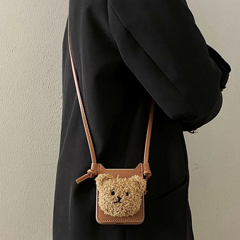 

z flip 6 case cute brown furry bear flip phone case for Samsung z flip 6 zflip5 zflip4 zflip3 cases Christmas hat kawaii funda