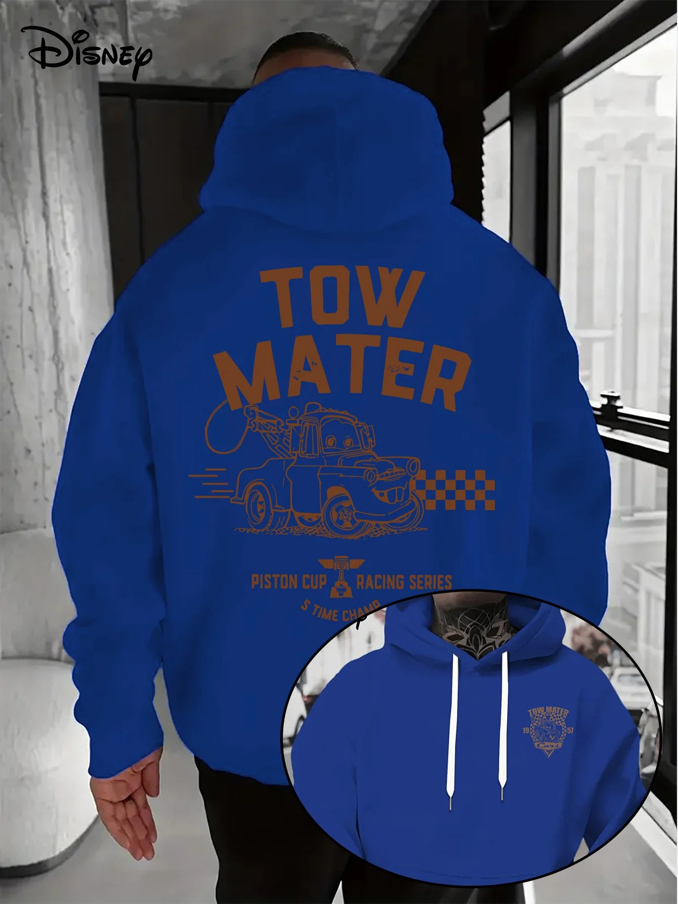 Disney Cars Kapuzenpullover aus blauer Baumwolle, Tow Mater-Charakterdruck mit karierter Flagge und Kolbenbecher-Design, langärmeliges, lässiges Sweatshirt
