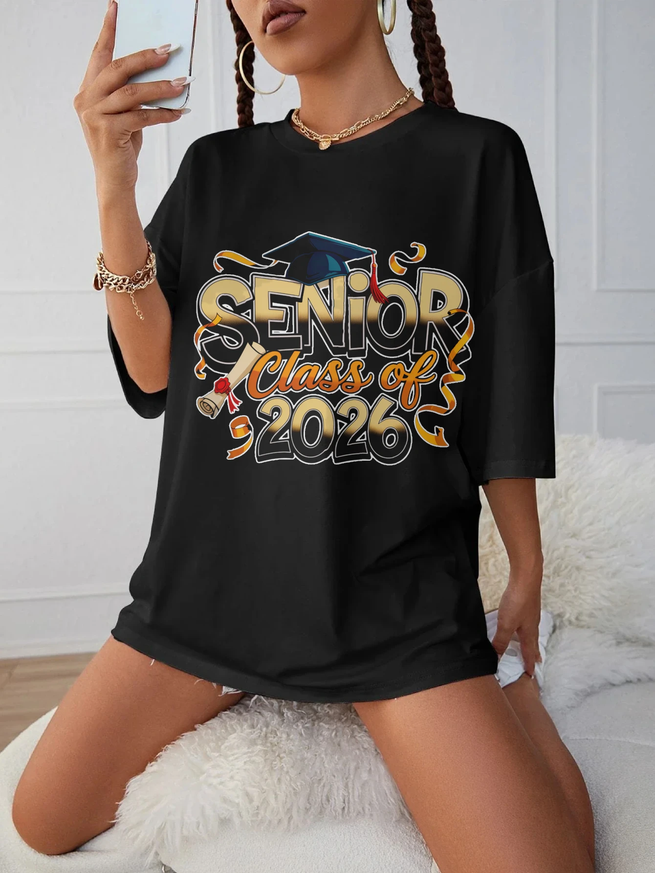 

Женская черная футболка с круглым вырезом Senior 2026, удобная мягкая осенняя одежда, топ больших размеров на Хэллоуин, повседневная праздничная одежда