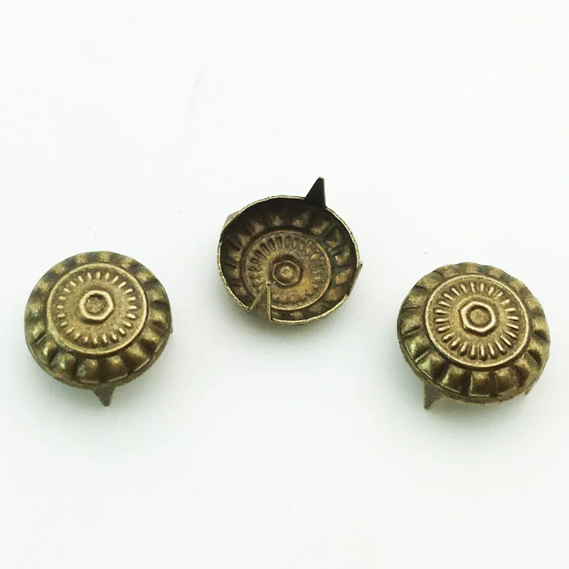 100/200 قطعة معدنية مستديرة برونزية أربعة مشابك تثبيت المسامير سكرابوكينغ الزينة الحرف دبوس الديكور ترصيع 11 مللي متر QTG274 #3
