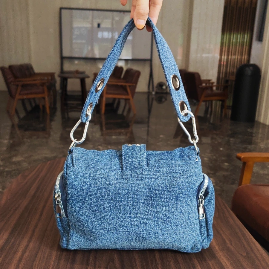 Denim Dames Schouder Crossbody Tas Mode Klinknagel Dames Axillaire Tassen Merk Design Vrouwelijke Handtas Blauw