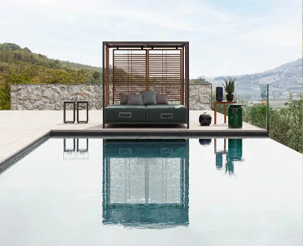 -Luxury Outdoor Patio Garden Furniture Canopy Teak Wood Structure Unique Design double bed For Hotel Project