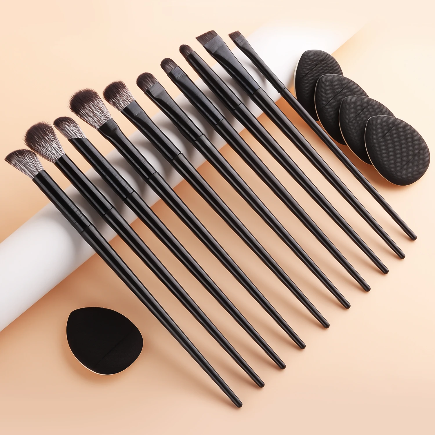 10本セット ソフトアイシャドウブラシ アイメイク スマッジ アンダーカバー アイライナーブレード アイディテール 小さなメイクブラシ