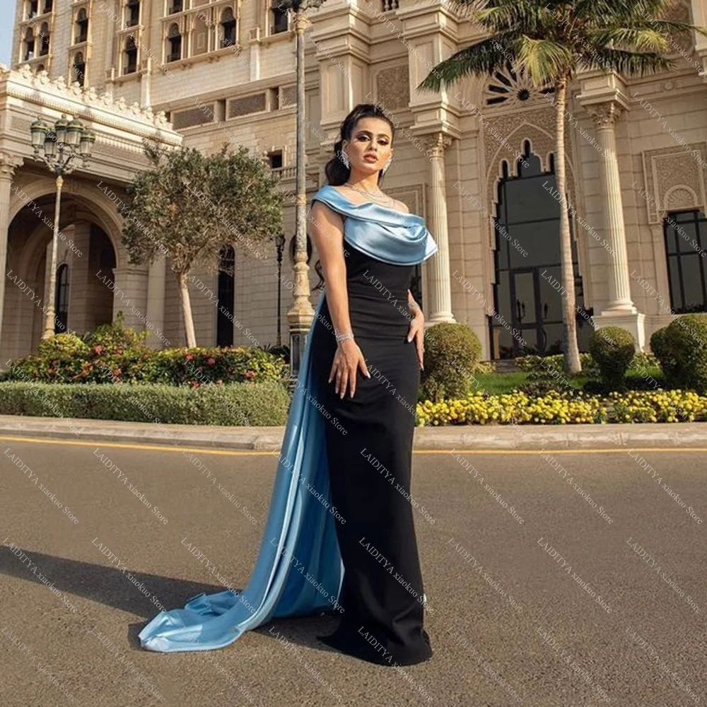 فساتين سهرة للنساء أنيقة رقبة القلنسوة مطوي فساتين حفلة موسيقية أزياء الكتفين قطار الاجتياح فساتين حفلات الزفاف