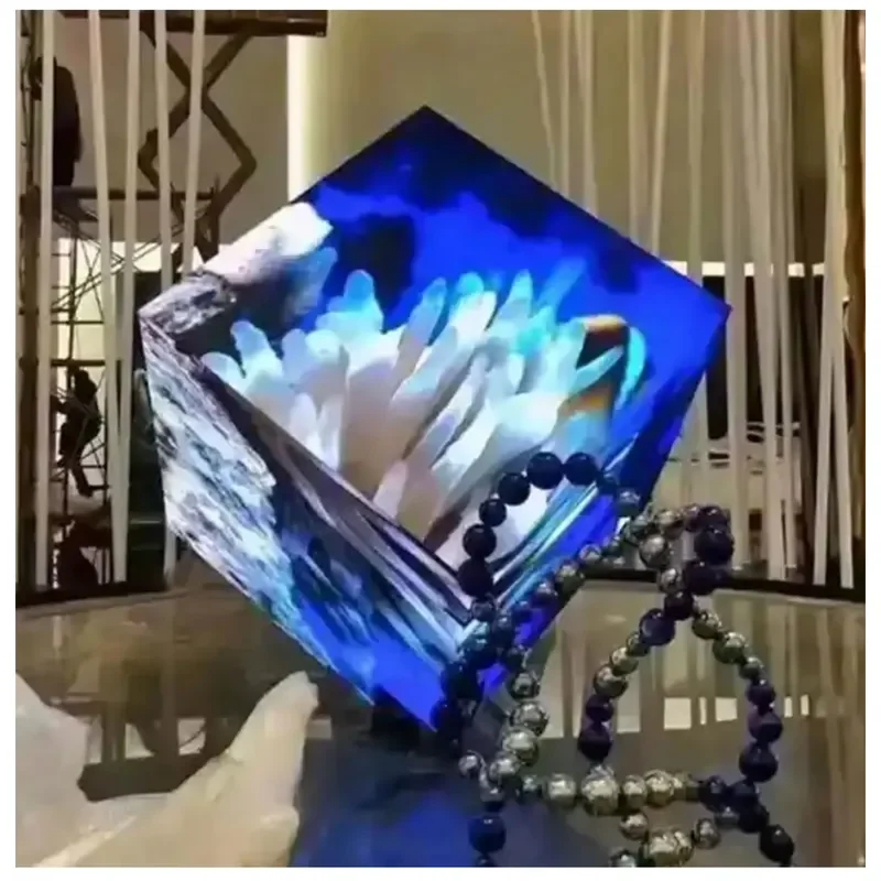 High Definition Full Color LED Advertising Screen Cube New Design 3D Indoor LED Display for Shopping Malls and Elevators