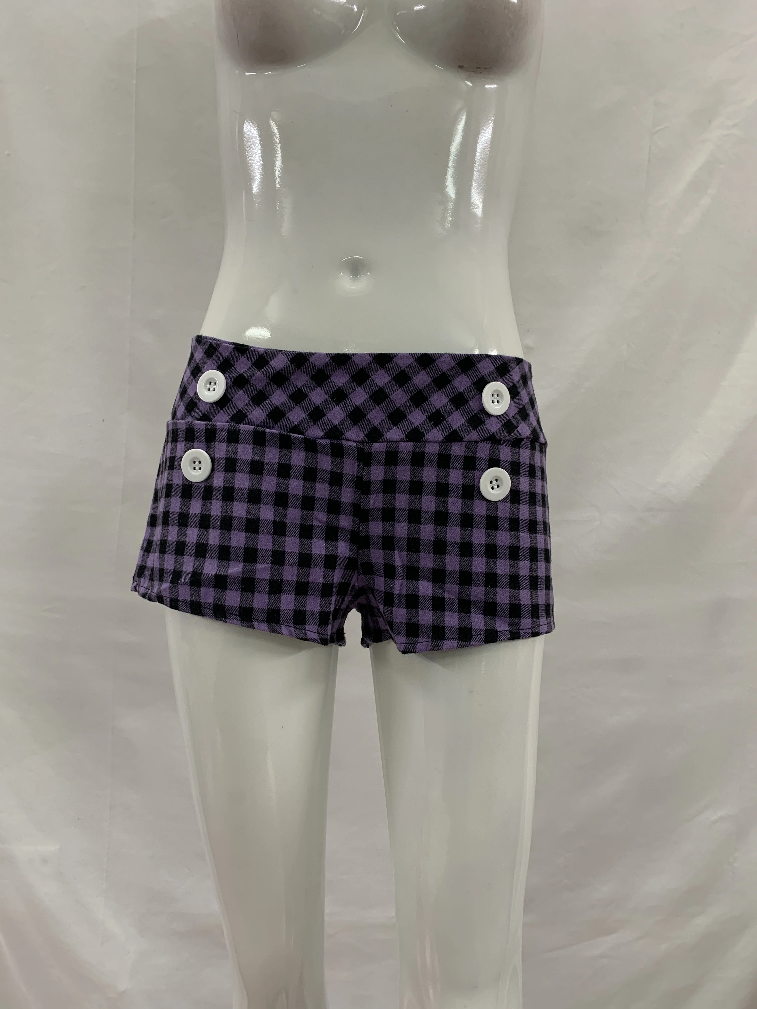 Y2K Süße und Coole Karierte Kurze Hotpants mit Niedriger Taille, Knöpfen und Schlankem Kariemuster, Sommer-Streetwear-Shorts für Mädchen. – Detail 17