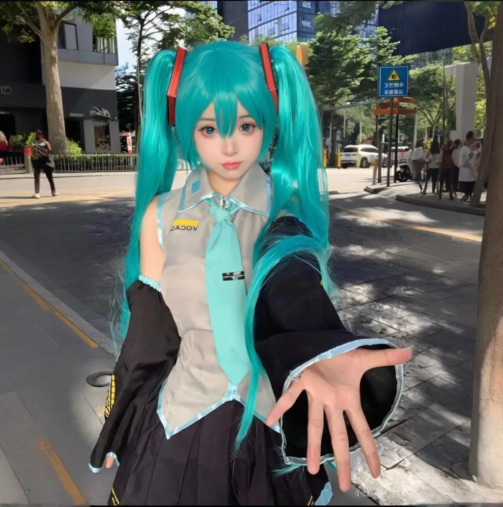 بدلة كوس، بدلة لعب الأدوار للرسوم المتحركة الثانوية، بدلة تنكرية للمعبود الافتراضي، مجموعة كاملة