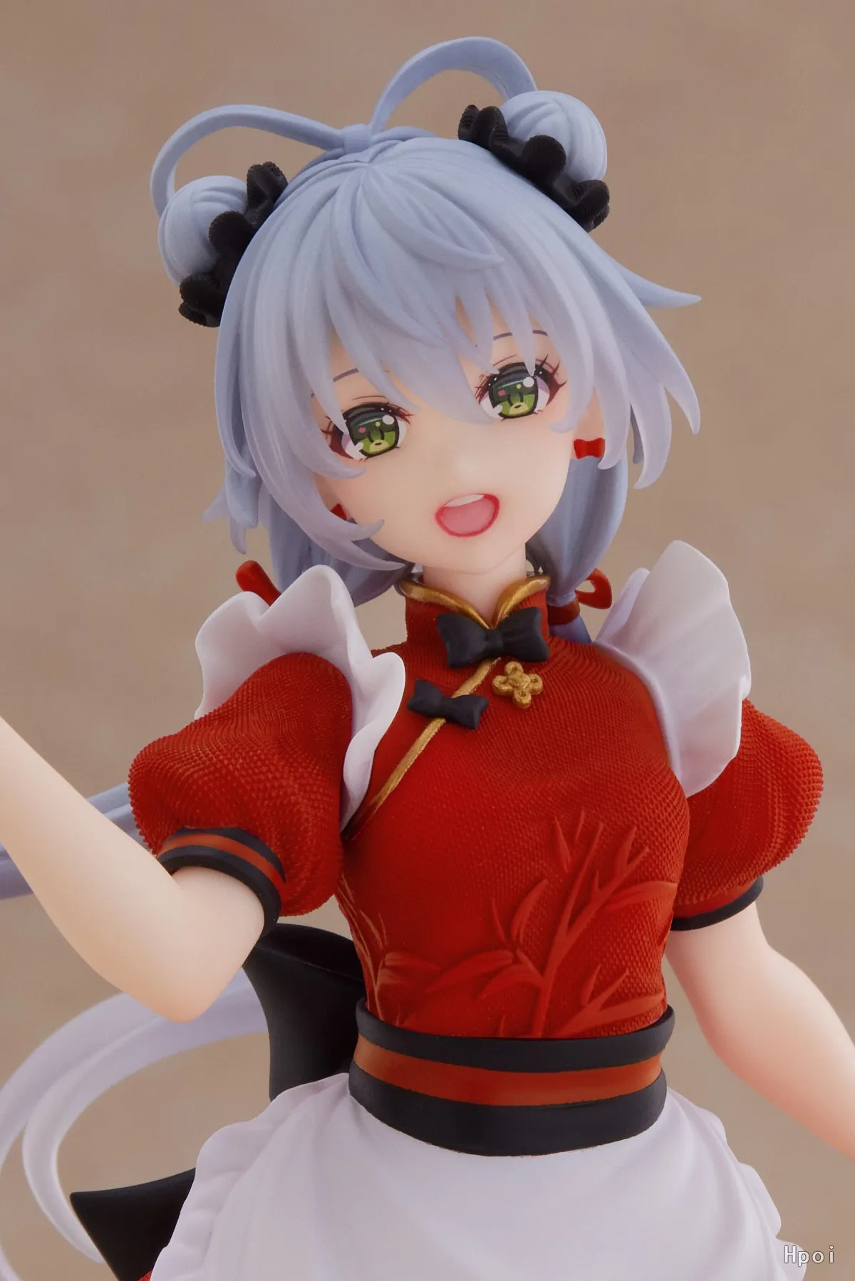 21CM Anime Vsinger Luo Tianyi Coreful Figure 메이드 ver 레드 Cheongsam 메이드 복장 애니메이션 모델 장난감 선물 컬렉션 액션 피규어