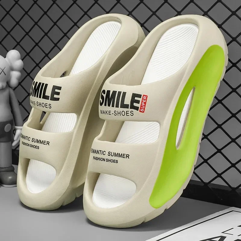 Zomer 2024 Ontwerpbare herenschoenen Antislip Dikke zolen Outdoor Slippers Casual Afdrukken Nieuw Design Mannen Vrouwen slippers in de aanbieding