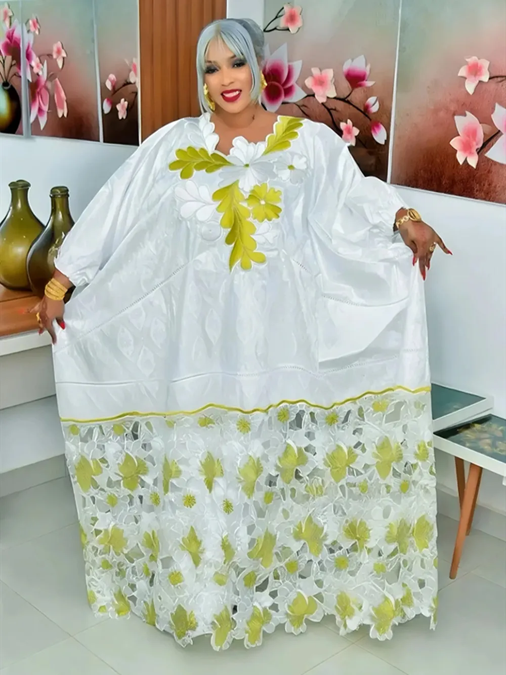 

African Dresses for Women Dashiki Traditional Embroidery Bazin Gown Ankara White Robes Nigeria Wedding Evening Party Dress