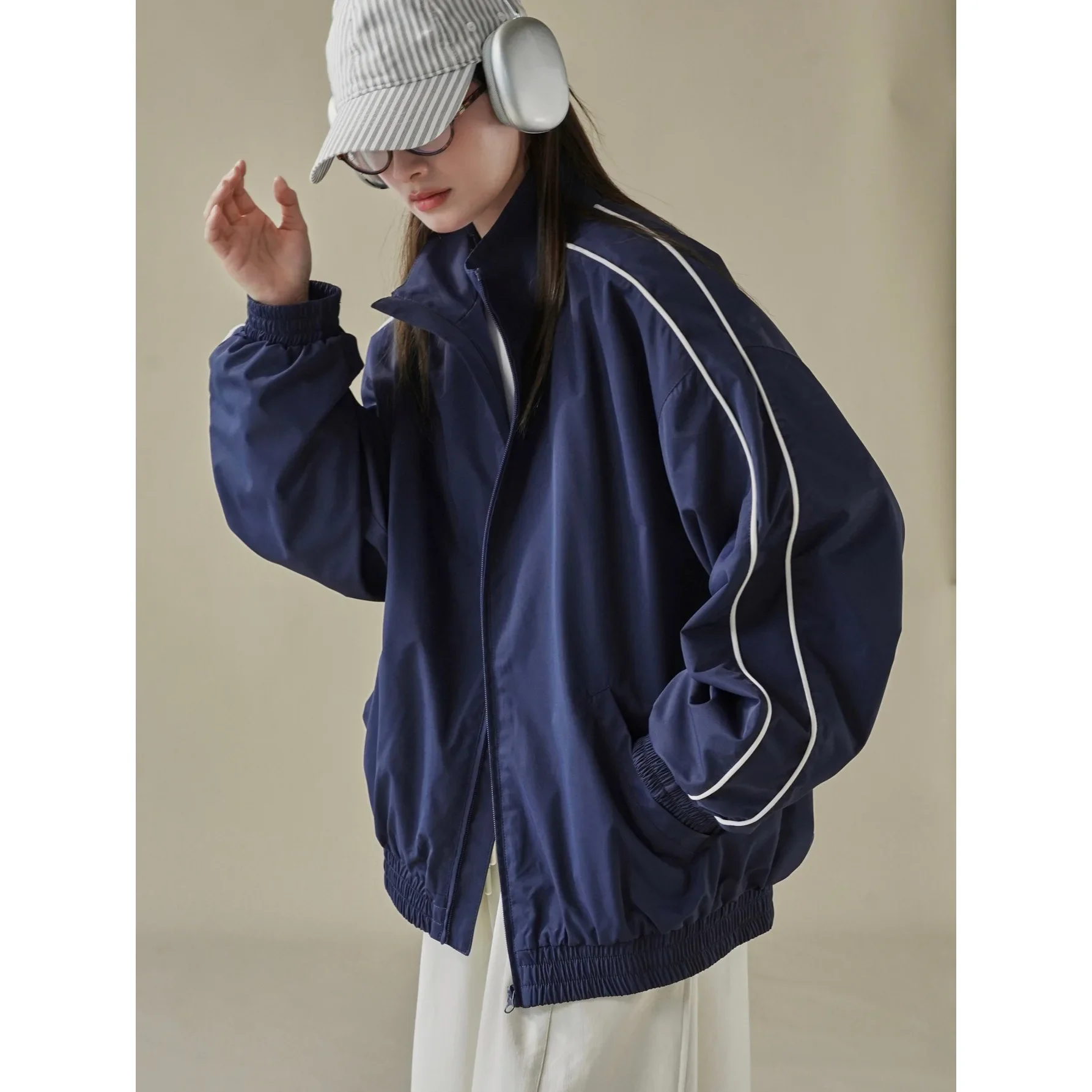 Early Spring New Korean Version Retro Sports Stand Up Collar Jacket Loose Silhouette Comfortable Breathable Casual Coat Women