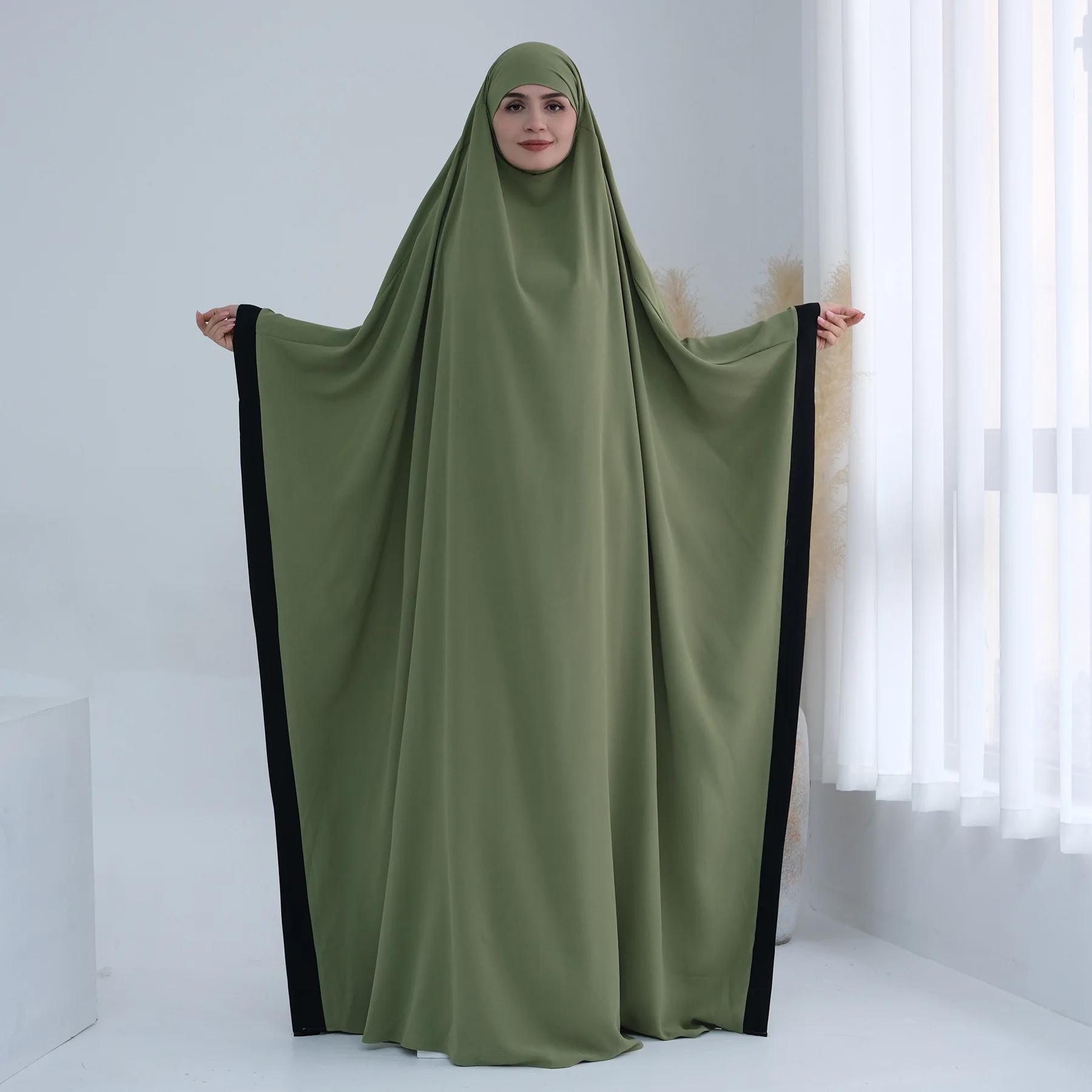 

Dubai Saudi Women Abayas Long Khimar Muslim Ramadan Prayer Clothing With Hooded Casual Bat Sleeve Arab Robe Eid Djellaba Dresses