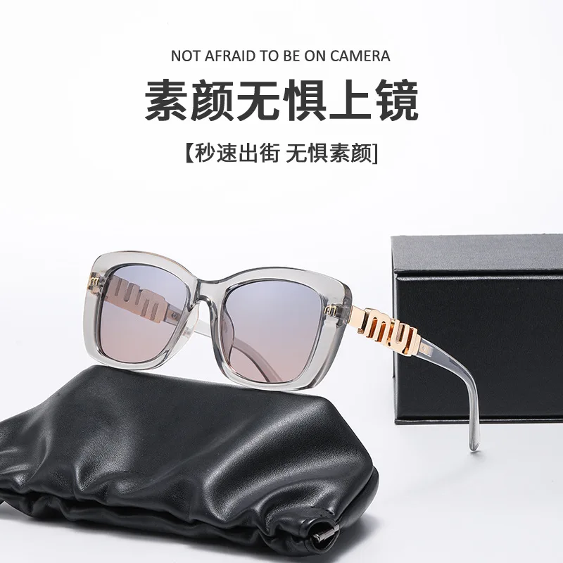 

2025 new hollowed out diamond studded letter black thick framed pearl sunglasses for women's polarized sunglasses