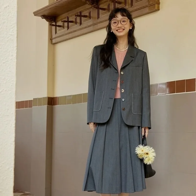 

Женский дизайнерский пиджак с необычными цветными пуговицами, винтажный, повседневный, в школьном стиле