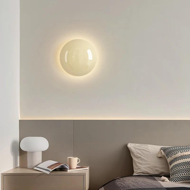 Lâmpada de parede LED de metal redondo, iluminação interior luminosa simples, estilo nórdico, quarto e escada, sala de estar, AC 110-220V