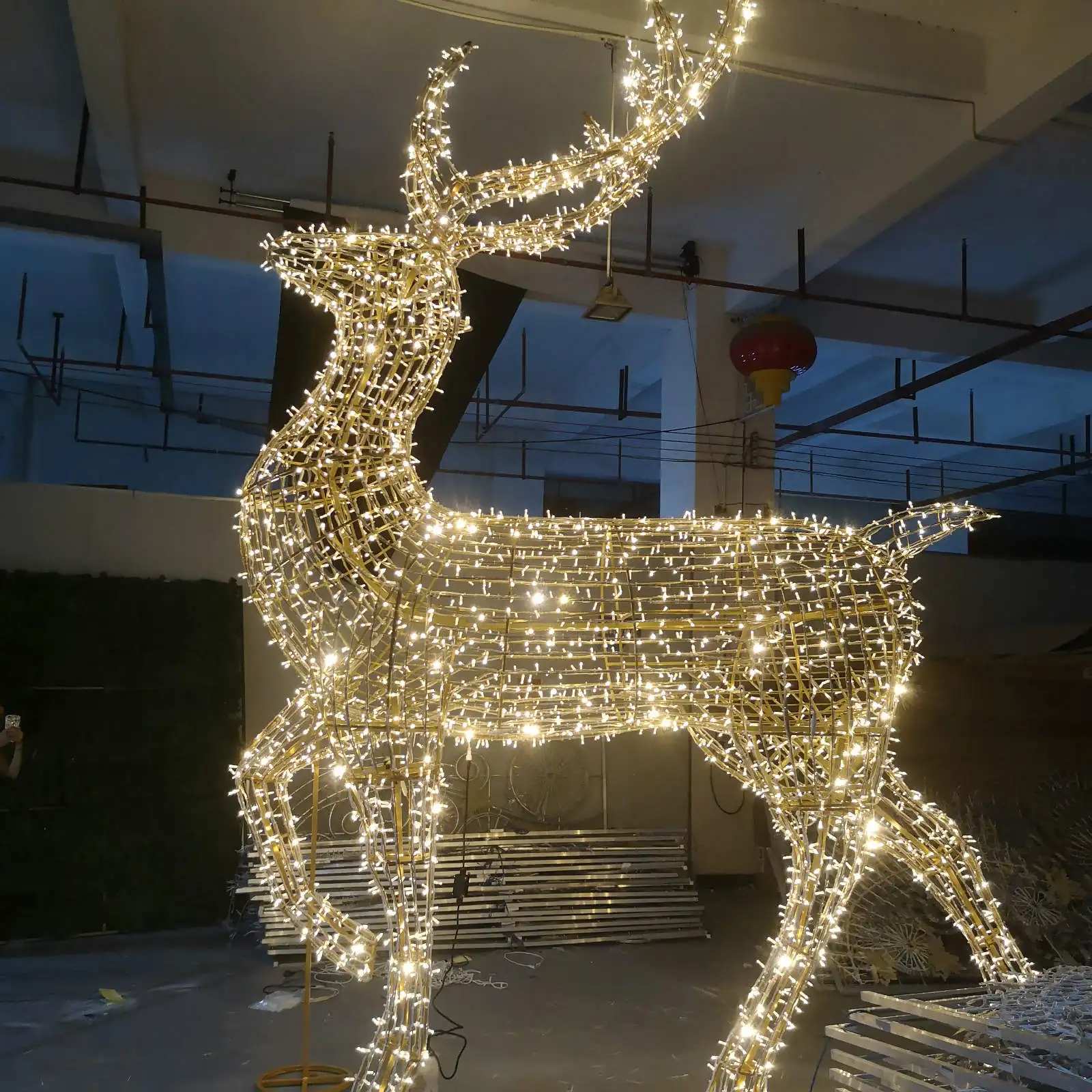 

Hot Sale Animal Sculpture Christmas Decoration 3D Led Motif Deer Light