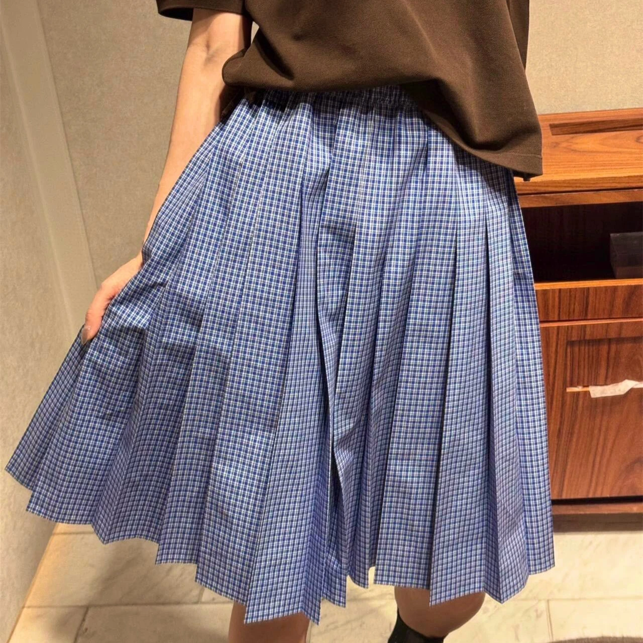 

South Oil Mi@U Series Sle 25SS Blue Bla Fine Plaid Embroidered Logo Skirt Pleated Midi Skirt U Sle Pattern Spring Colle...