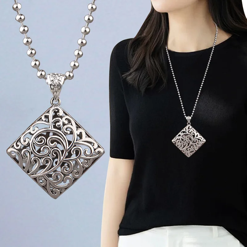 

Vintage Ethnic Hollow Out Tibetan Silver Necklace 2022 Lady Pendant Sweater Chain Graceful Joker Safe Lock Neck Accessories