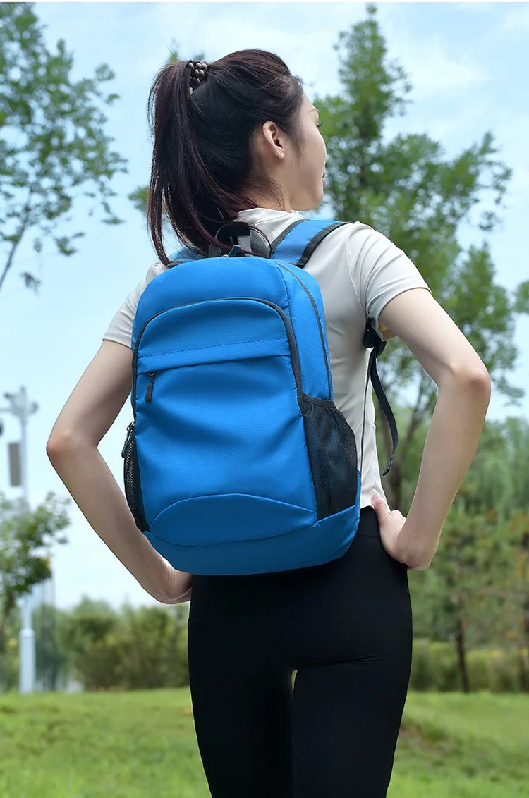 حقيبة ظهر جديدة من النايلون للاستخدام الخارجي، حقيبة ظهر قابلة للطي، سعة كبيرة للرجال والنساء، حقيبة تسلق الجبال خفيفة الوزن للسفر