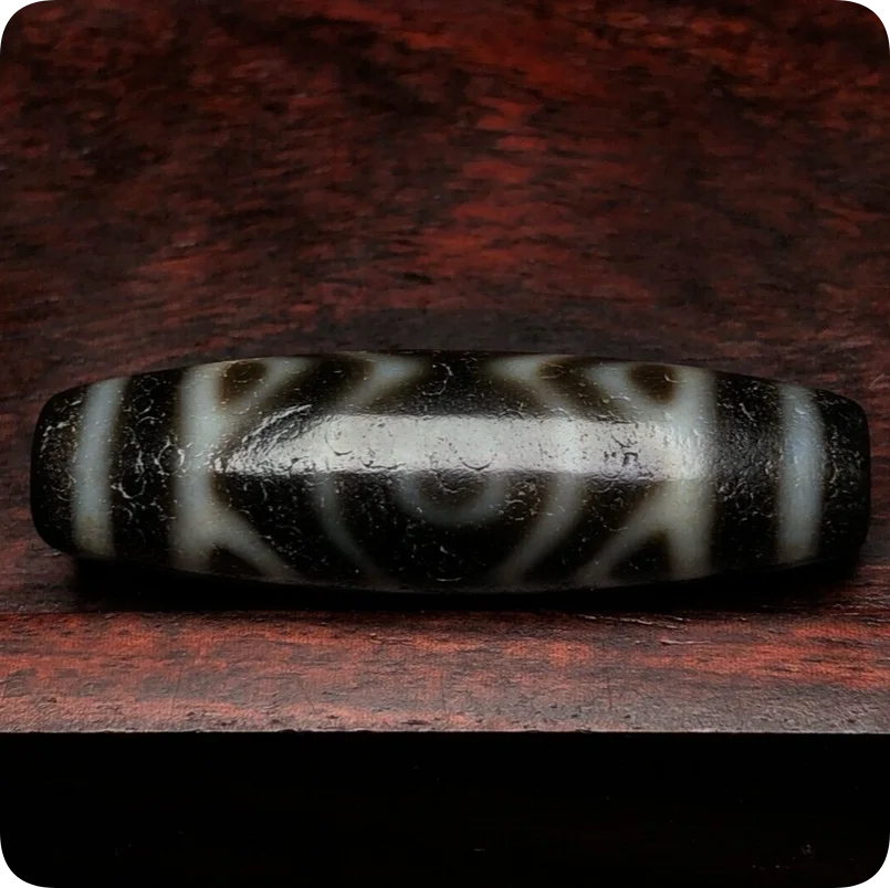 Rare Tibetan Old Oily Agate Dzi *Tiger Teeth 3 Eyes* Bead Pendant 37mm K1010