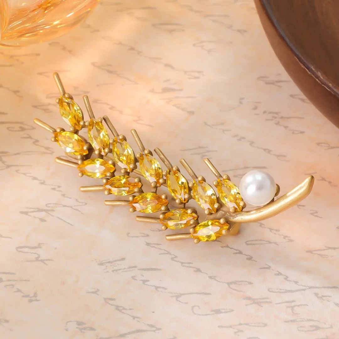 Medieval Vintage Korean Version Classic Wheat Ear Brooch Fashion Niche Temperament Pearl Corsage