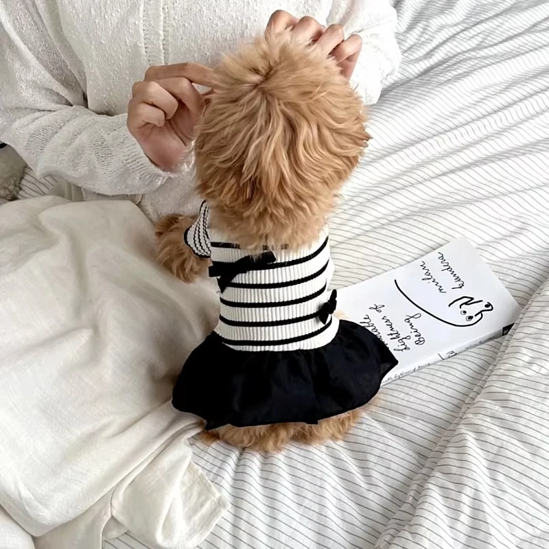 Summer Pet Bow Puppy Shirt Collar Strap Fashion Flying Sleeve Striped Dog Dress Black White Dress Teddy for Small Dog Clothes